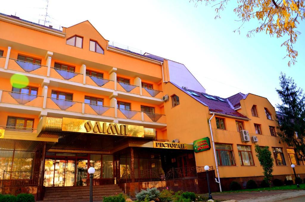 Olymp Hotel Uzjhorod Eksteriør bilde